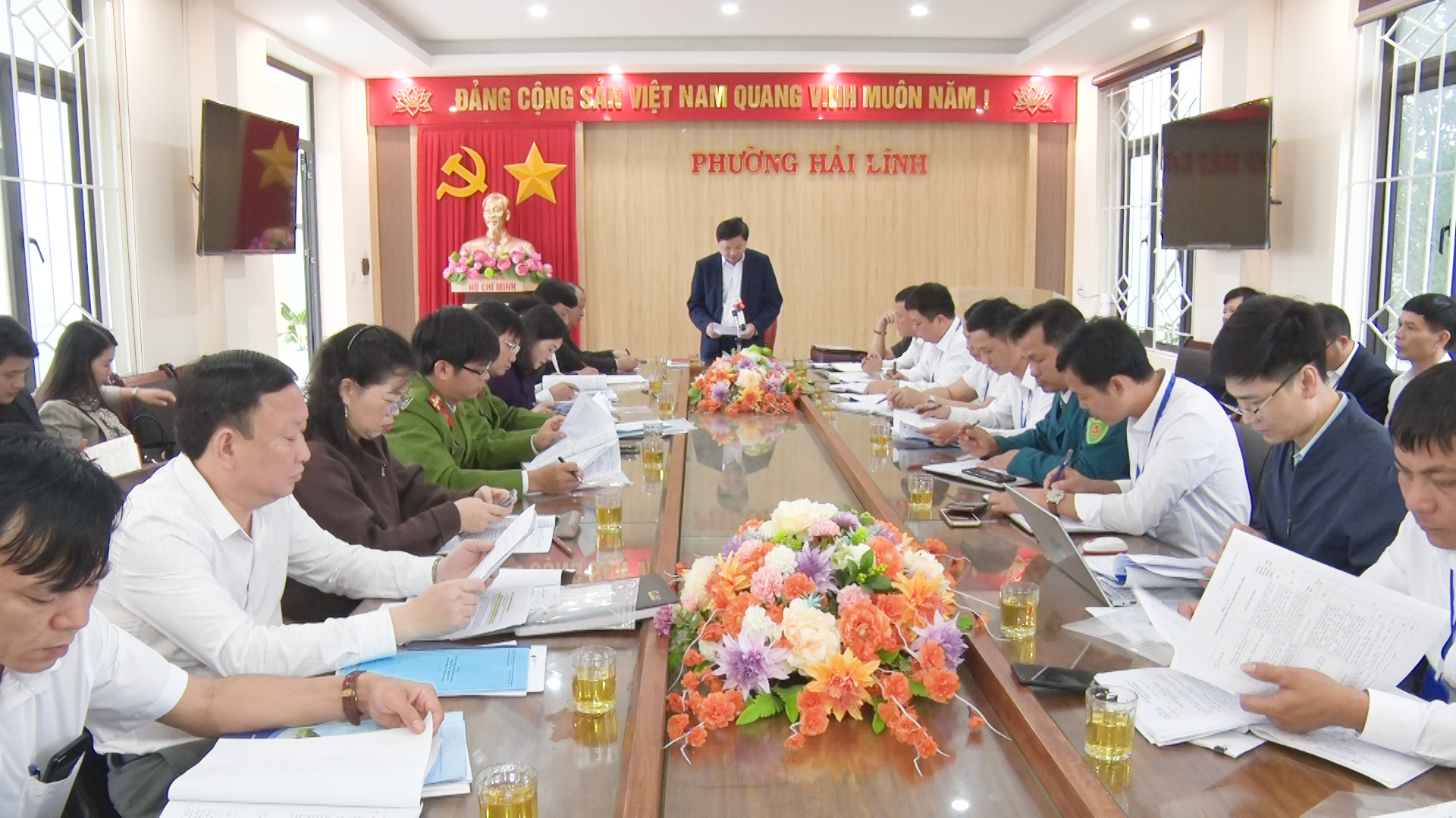 Toàn cảnh hội nghị tại phường Hải Lĩnh