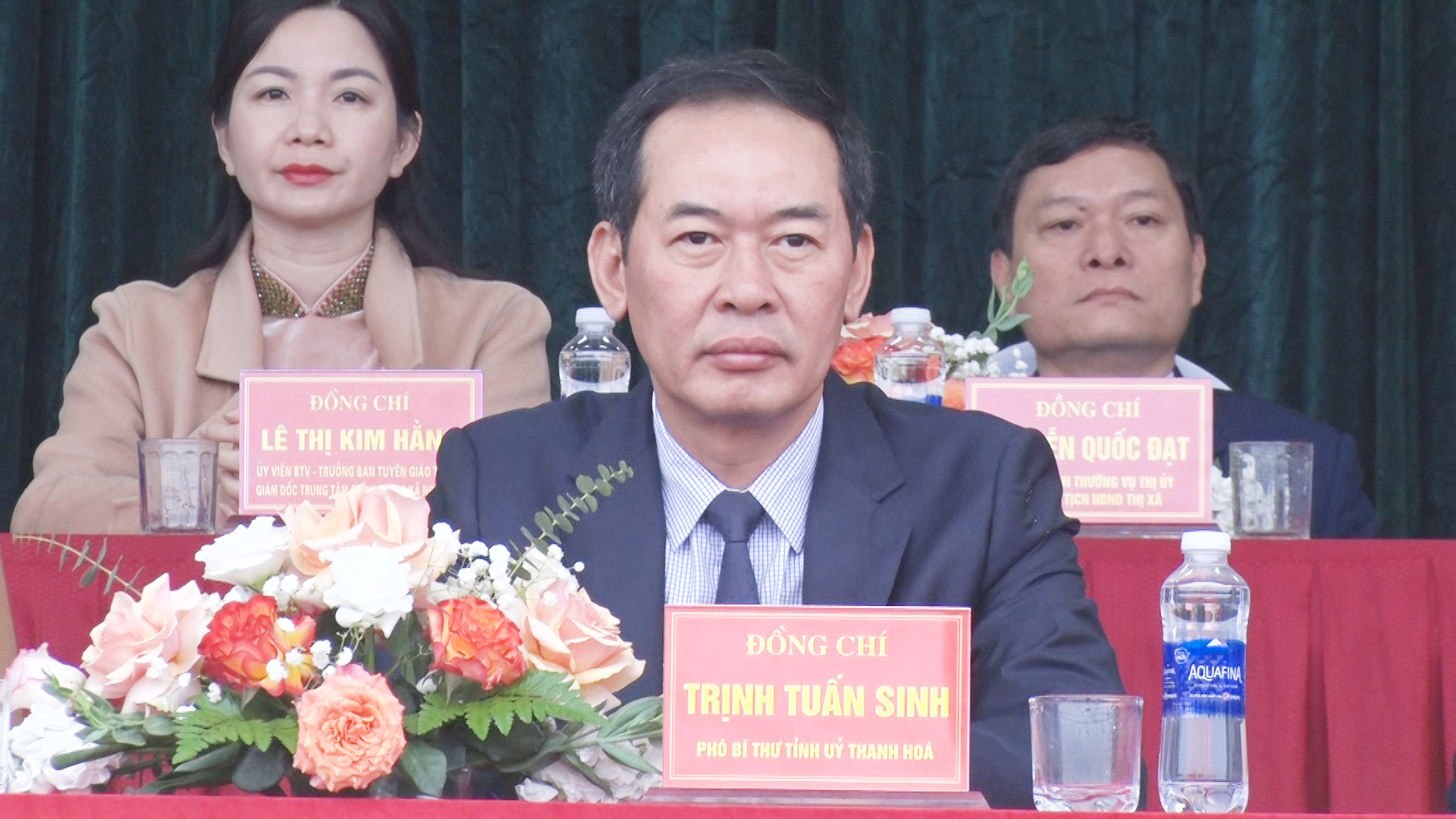 Đồng chí Trịnh Tuấn Sinh, Phó Bí thư Tỉnh ủy dự lễ giao nhận quân