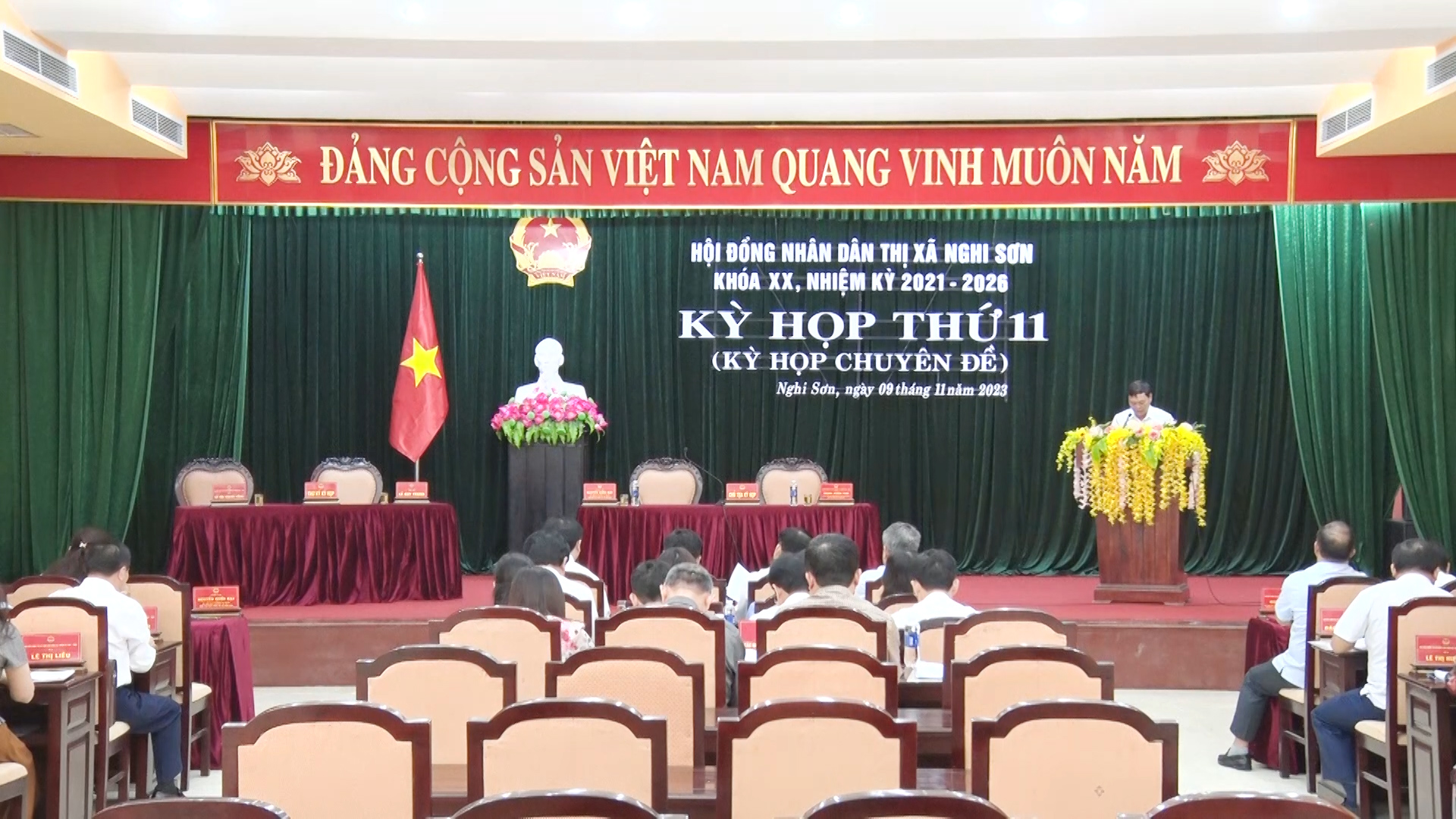 Hình ảnh tại Kỳ họp.