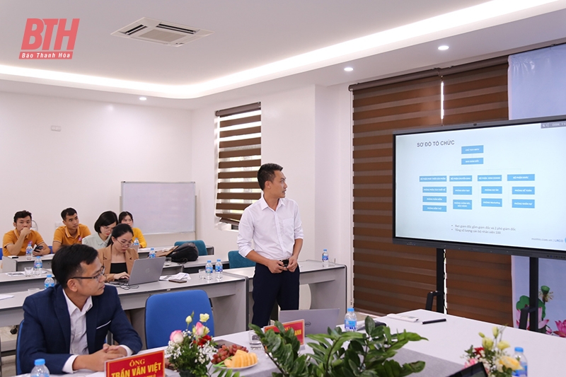 Năm 2023, tỷ trọng đóng góp kinh tế số trong tổng quy mô nền kinh tế của Thanh Hóa đạt 8,28% (trong ảnh: Công ty TNHH Minh Lộ - một trong những doanh nghiệp công nghệ thông tin của tỉnh Thanh Hóa).