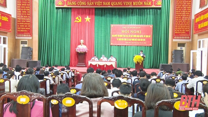 Toàn cảnh hội nghị