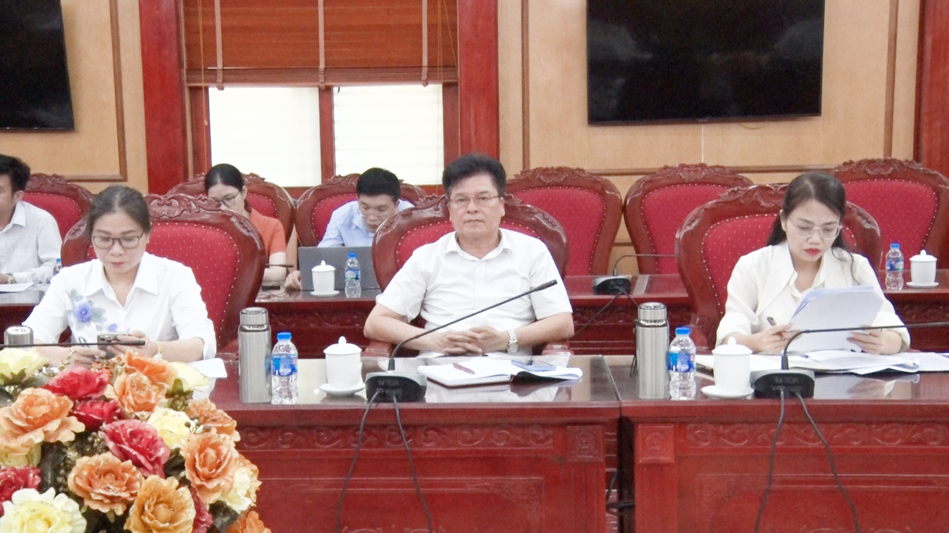 Các đại biểu dự hội nghị