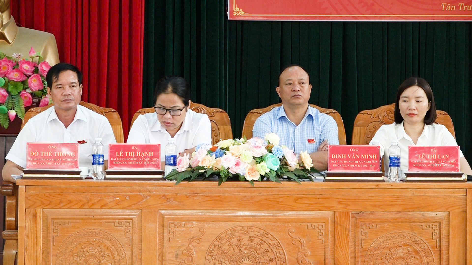 Tổ đại biểu HĐND thị xã, đơn vị bầu cử số 10 tiếp xúc cử tri 3 xã, phường