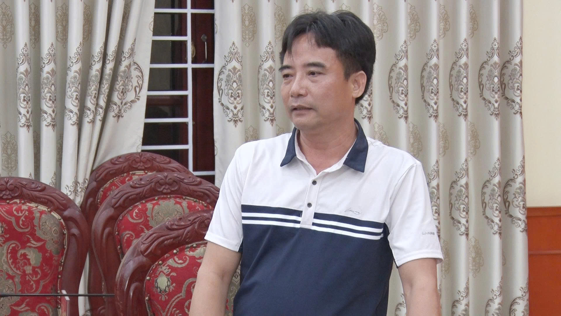 Lãnh đạo Phòng Văn hóa, Khoa học và Thông tin phát biểu tại hội nghị