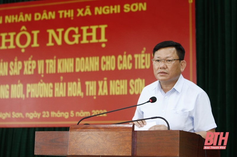 Đồng chí Nguyễn Văn Thi, Ủy viên Ban Thường vụ Tỉnh ủy, Phó Chủ tịch Thường trực UBND tỉnh phát biểu kết luận hội nghị.