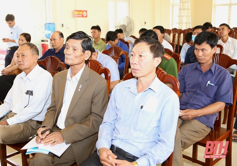 Các đại biểu dự hội nghị.