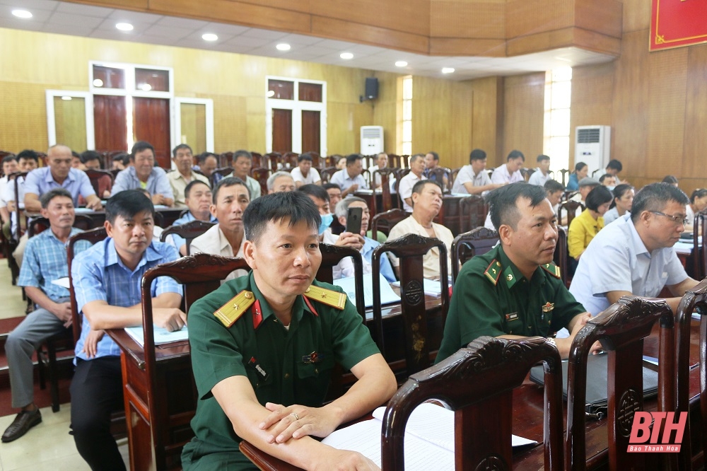 Các đại biểu dự hội nghị.