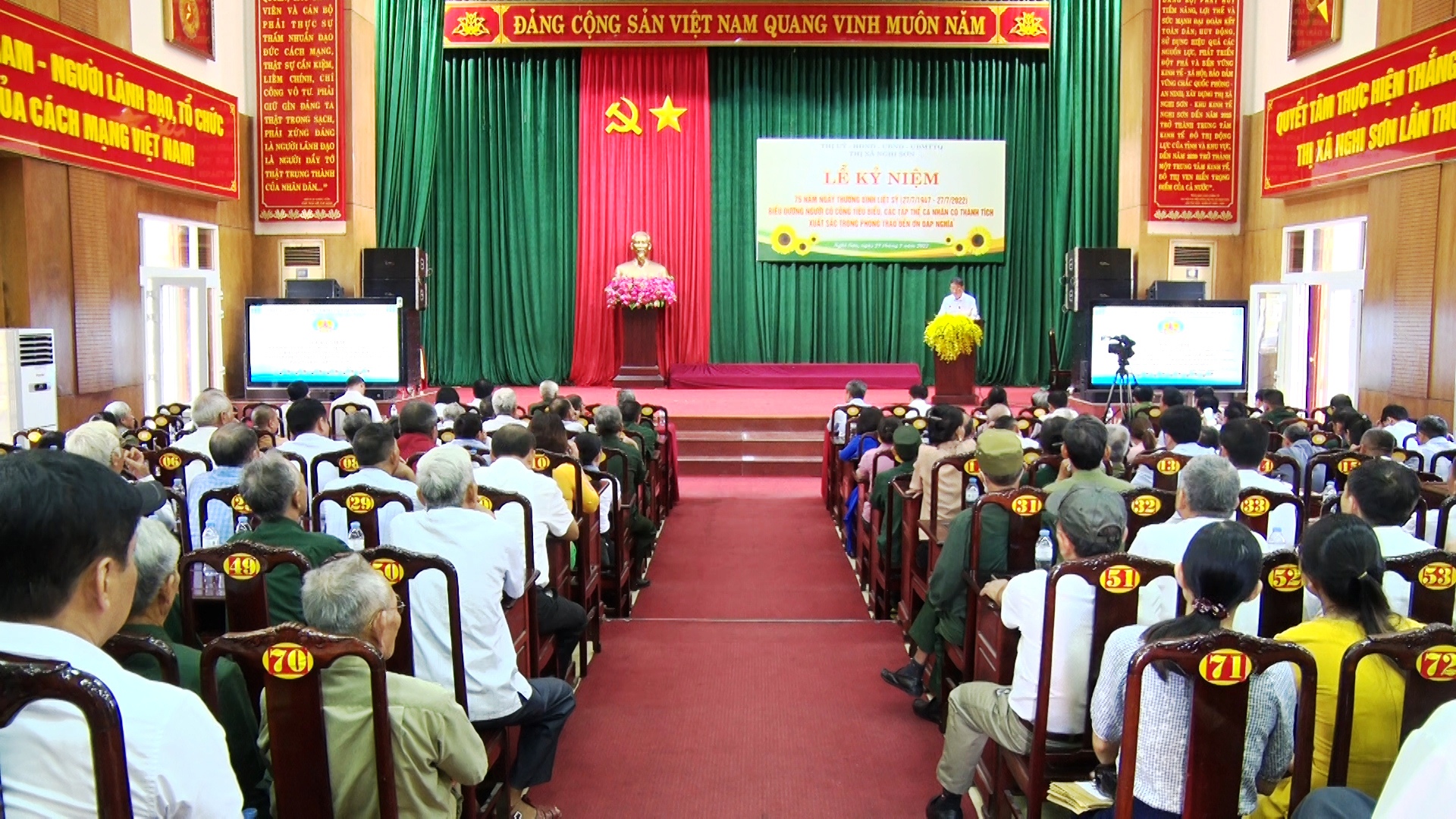 Hình ảnh tại Lễ kỷ niệm.