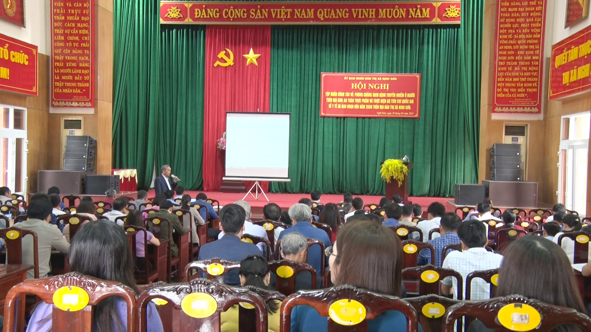 Hình ảnh tại hội nghị