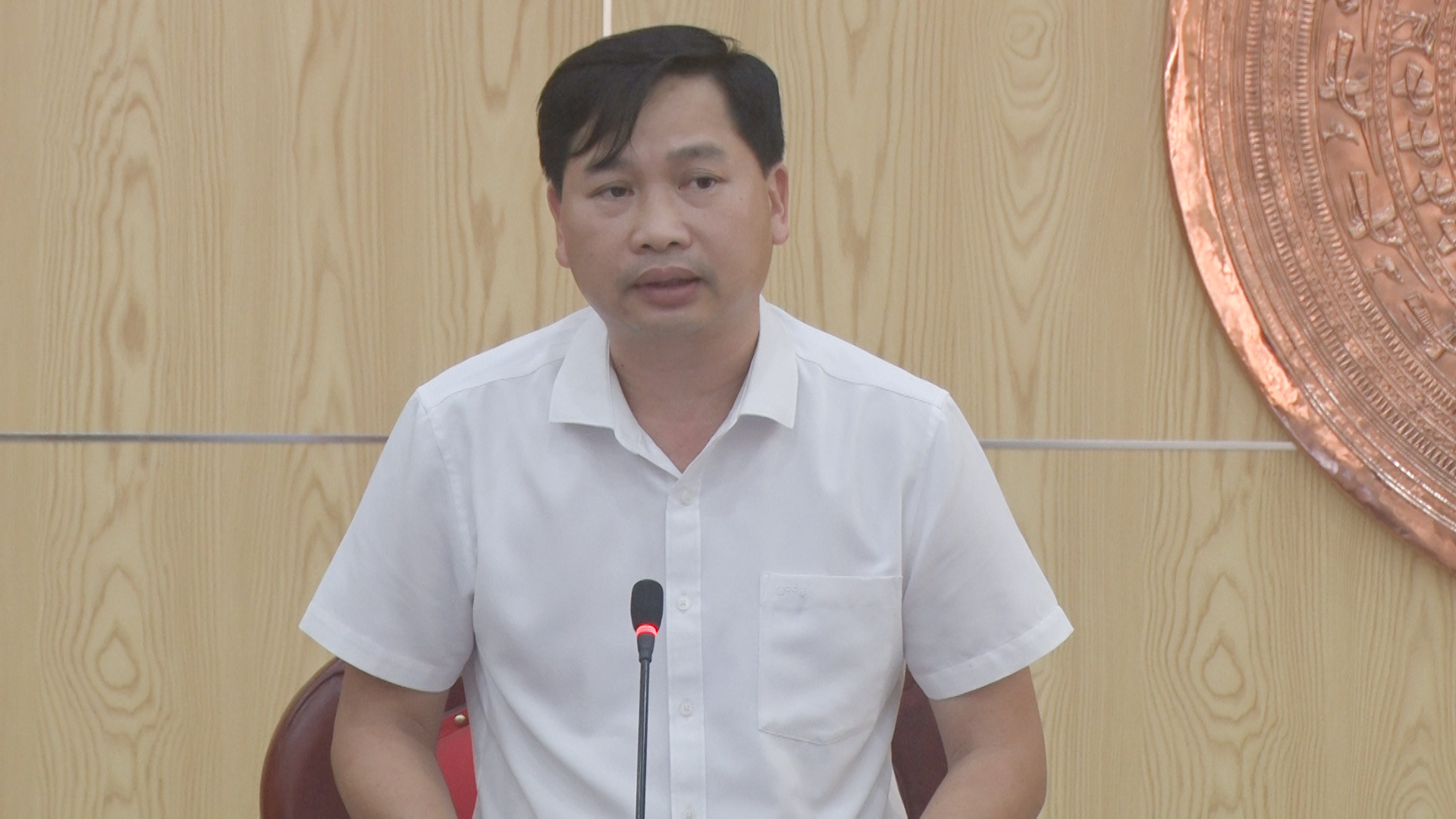 Đại diện lãnh đạo Phòng Văn hóa và Thông tin chủ trì hội nghị
