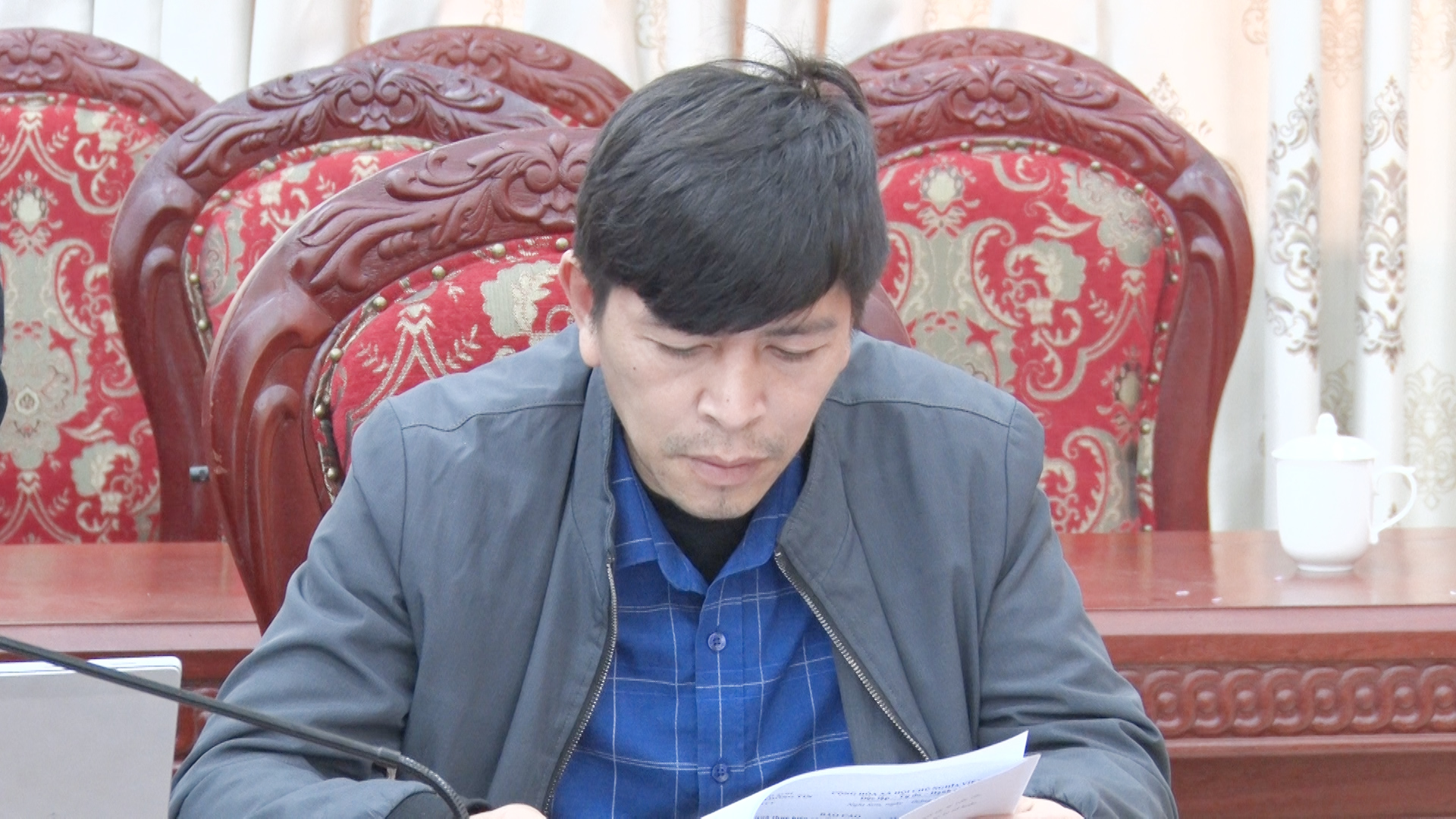 Đồng chí Trần Hạnh Phúc, Ủy viên Ban Thường vụ Thị ủy, Bí thư Đảng ủy phường Hải Thượng dự hội nghị