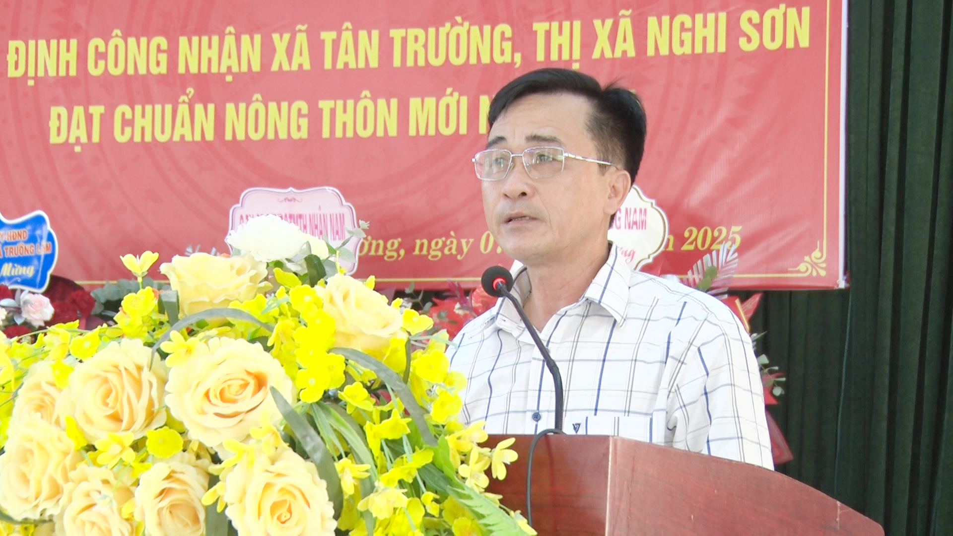 Lãnh đạo xã Tân Trường phát biểu tại buổi lễ