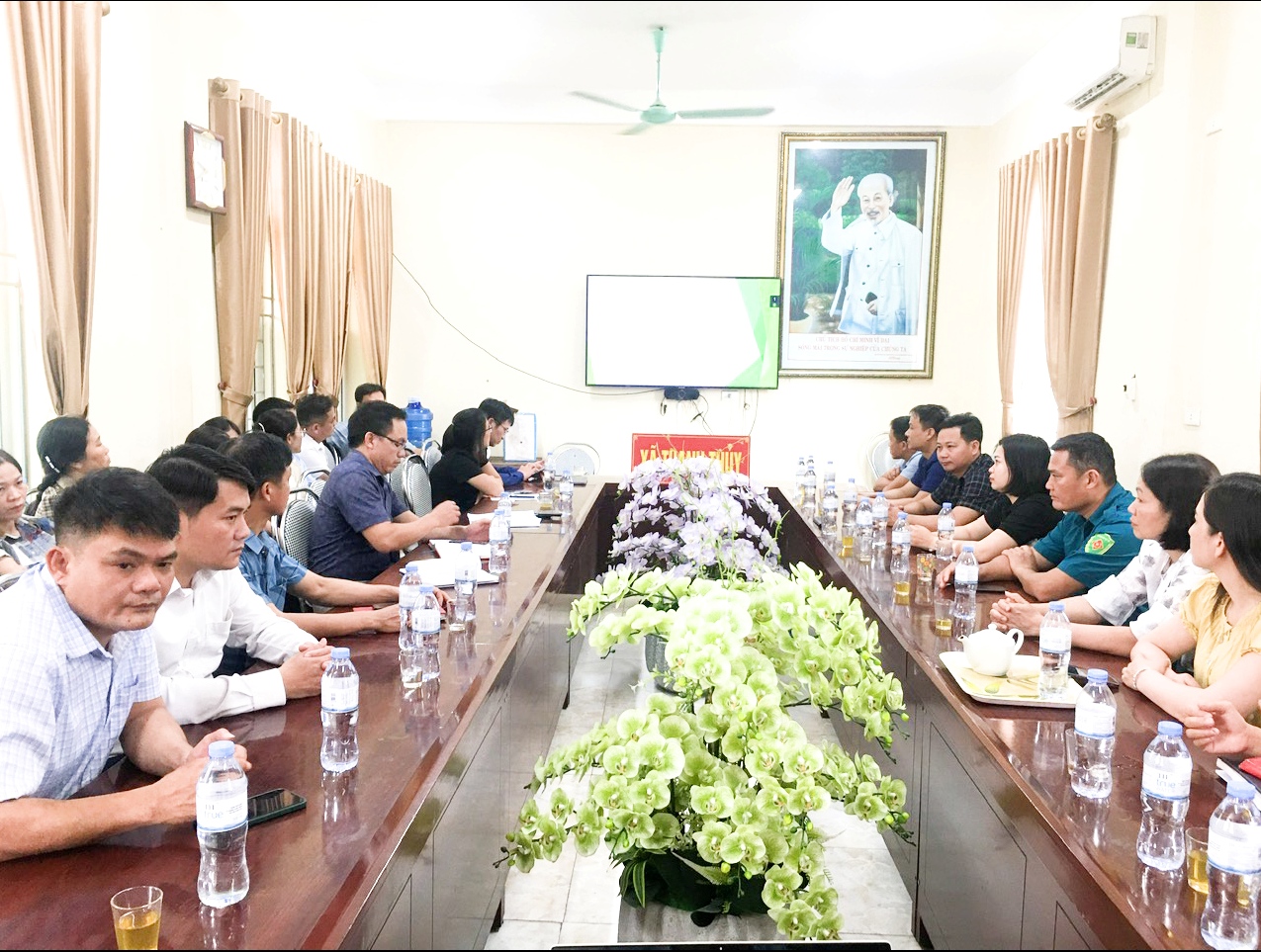 Hình ảnh tại điểm cầu xã Thanh Thủy